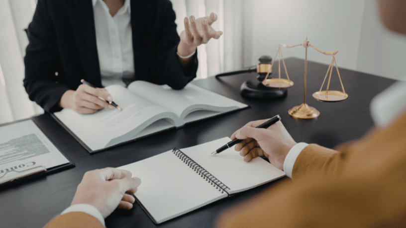 Neste artigo, Felipe Rassi explica como a organização jurídica adequada influencia a avaliação de riscos e o sucesso estratégico na compra de portfólios de NPLs corporativos.